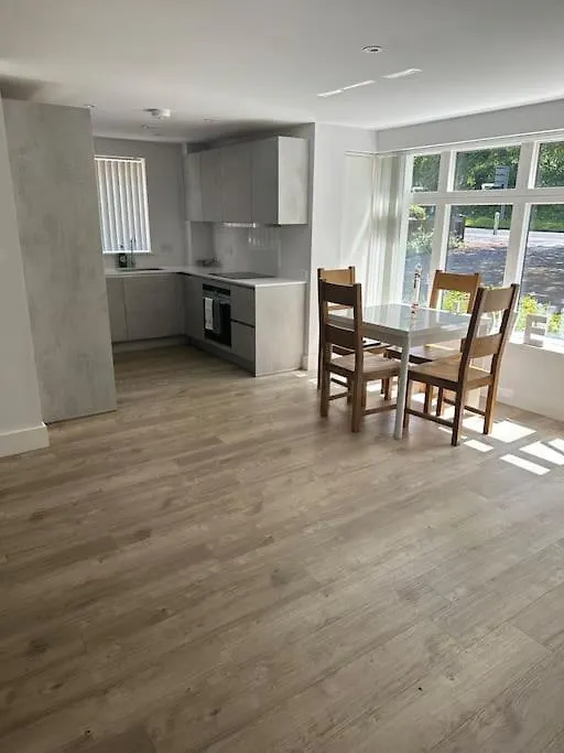 Spacious 2 Bedroom Flat Cambridge